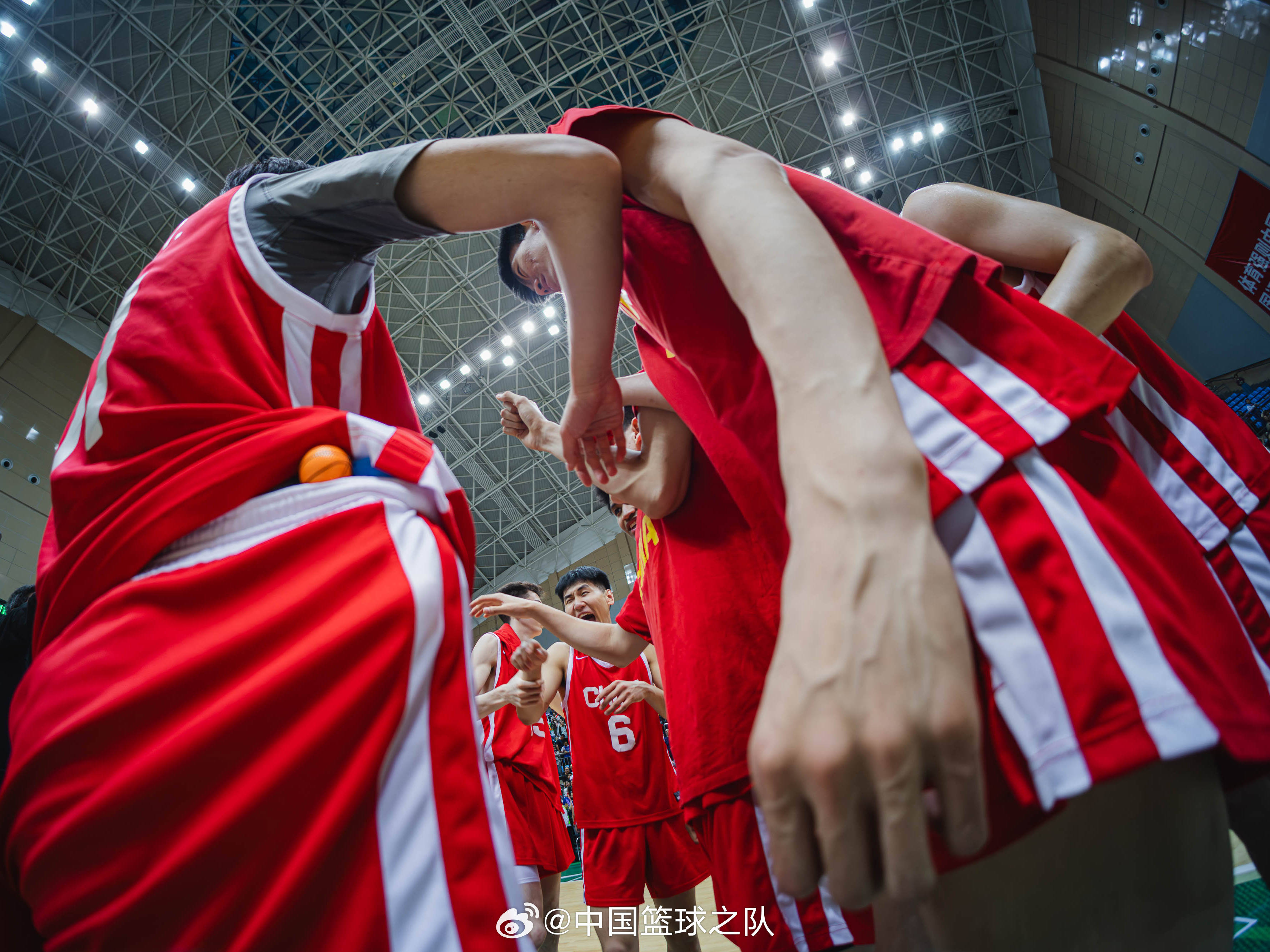 平博体育-中国男篮U19队内数据：陈家政得分王、三分王，杨溢助攻王(中国男篮巅峰时期的阵容)
