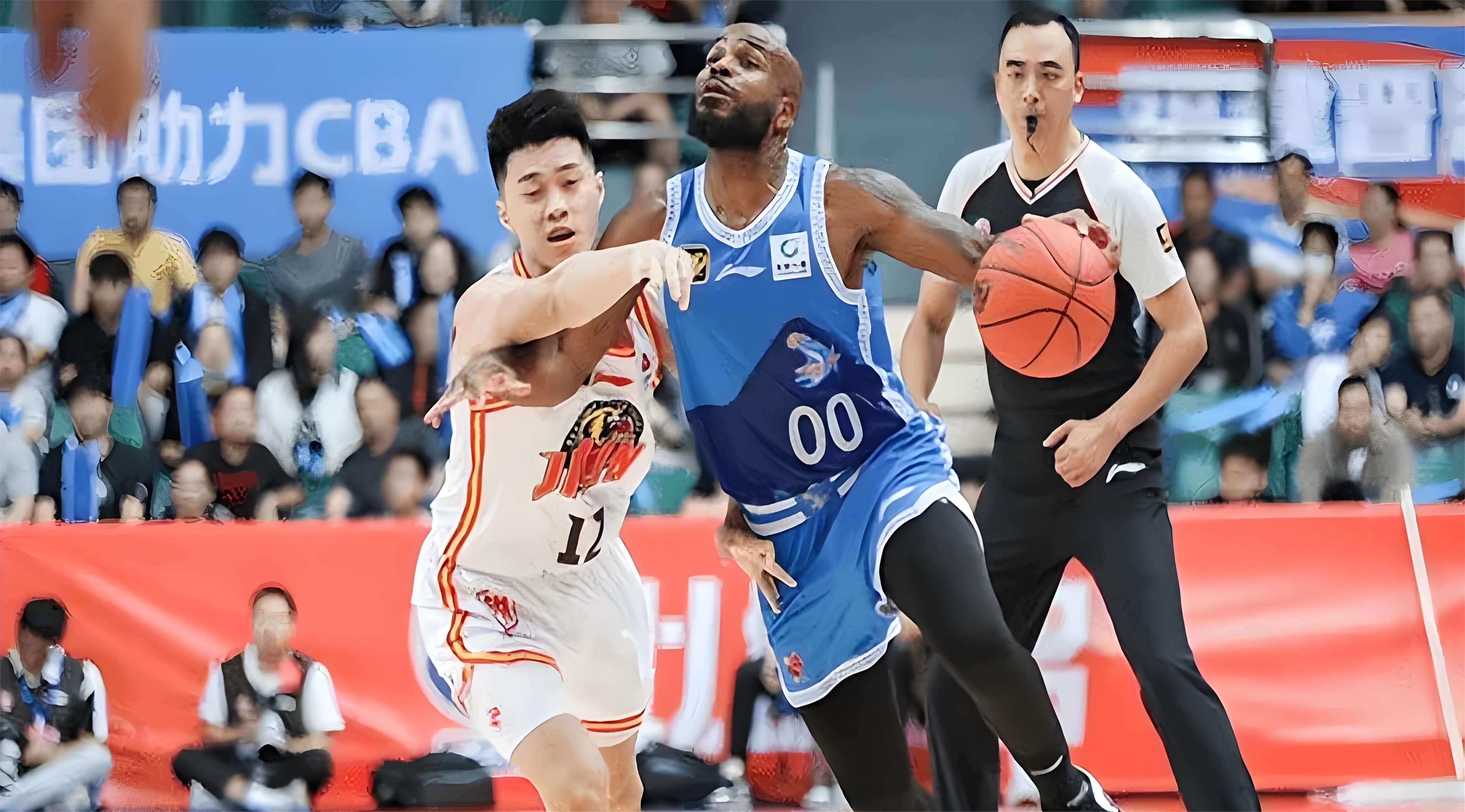 李弘权21分上海大胜广东张宁21分山西负同曦(李长福个人简历介绍)