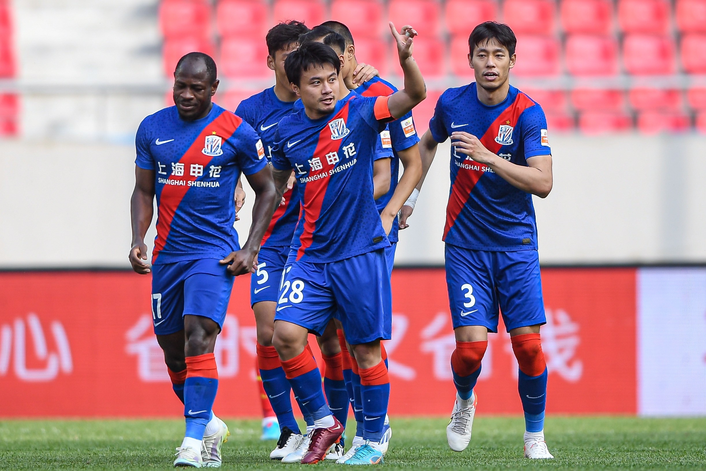 中超中甲赛果：上海申花3-1北京国安，深圳新鹏城4-0胜青岛海牛(中超海港,申花比赛时间表)