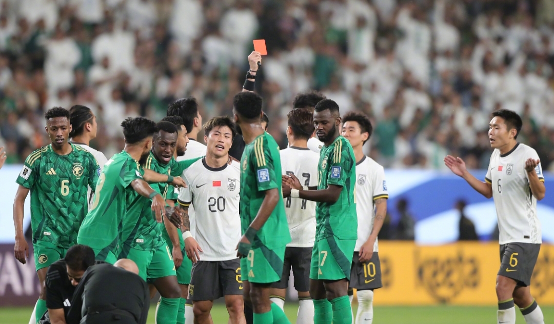 世预赛：日本2:0沙特，喜提三连胜(世界杯2022亚洲预选赛日本vs沙特)