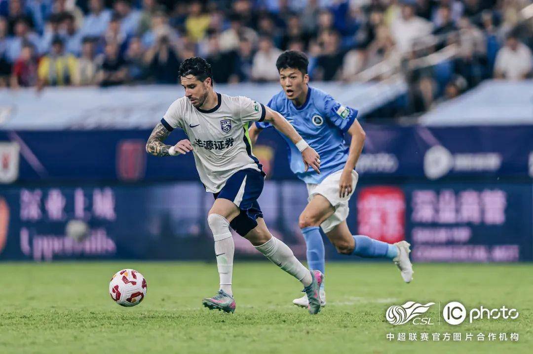 平博体育-中超-帕拉西奥斯造2球图多列点射三镇2-1逆转胜新鹏城(国米帕拉西奥斯)