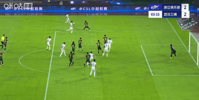 中超-帕拉西奥斯造2球图多列点射三镇2-1逆转胜新鹏城(国米帕拉西奥斯)