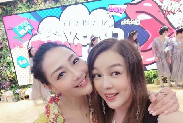 平博体育-丹麦女足新秀崭露头角，备战南美杯(丹麦女单)